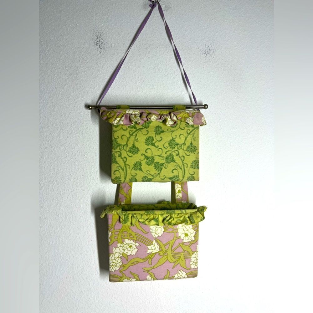 Vintage Floral Print Wall Hanging Storage Bag